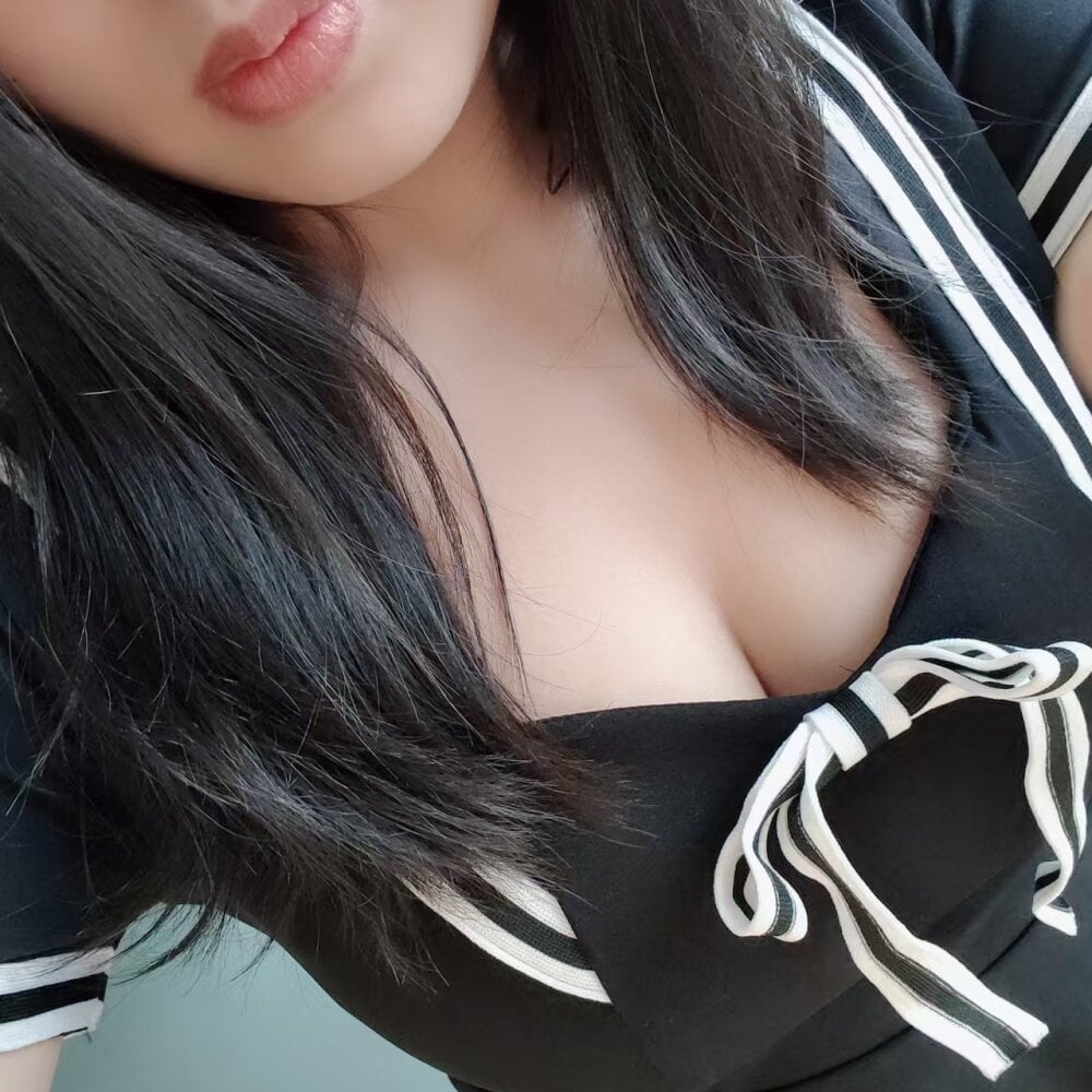 Ellie-BabyLoe profile
