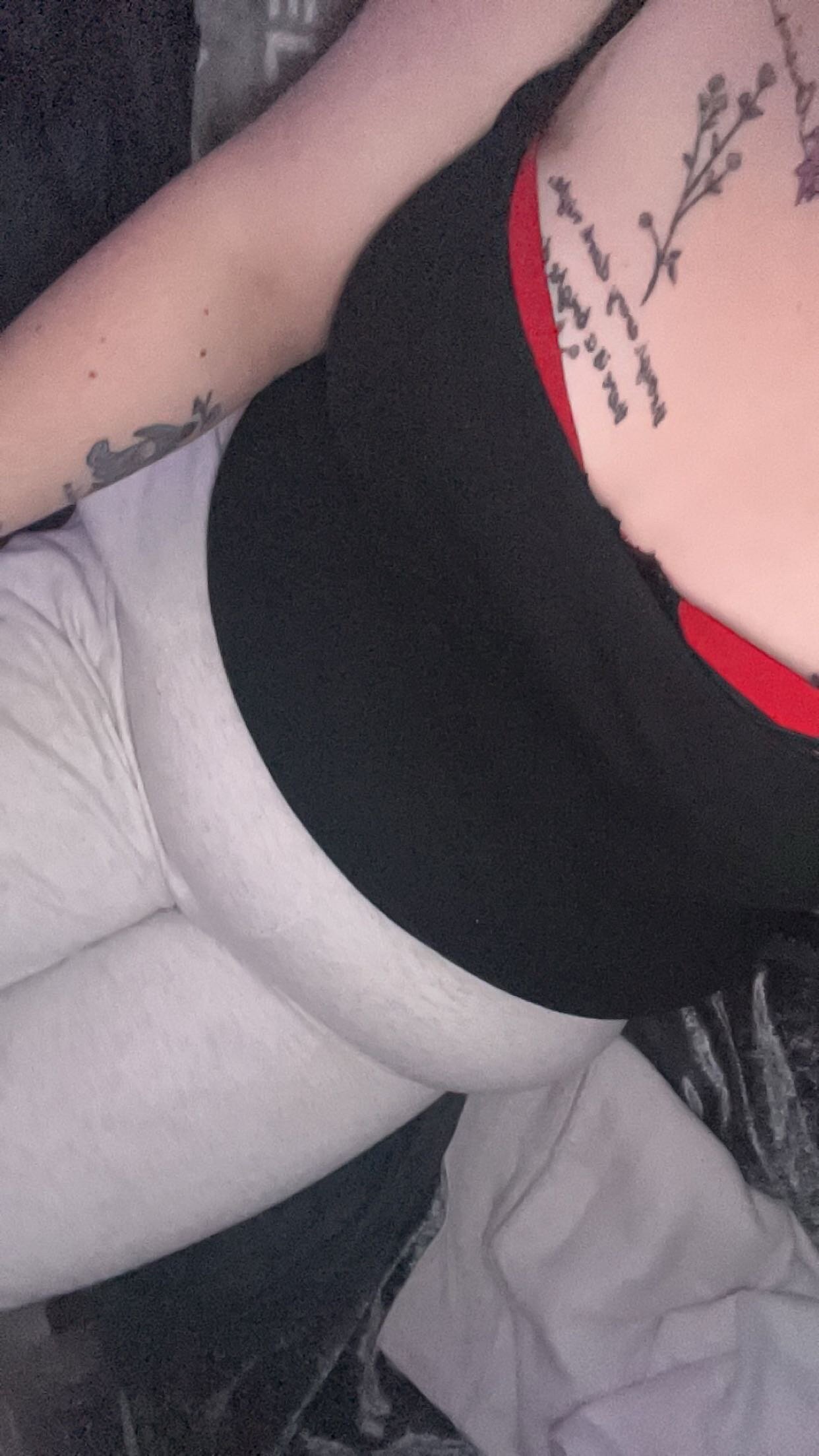 Curvy_Violet_UK