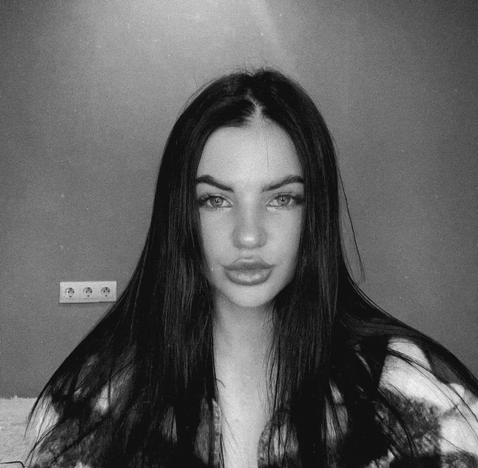 Eva_Starshine