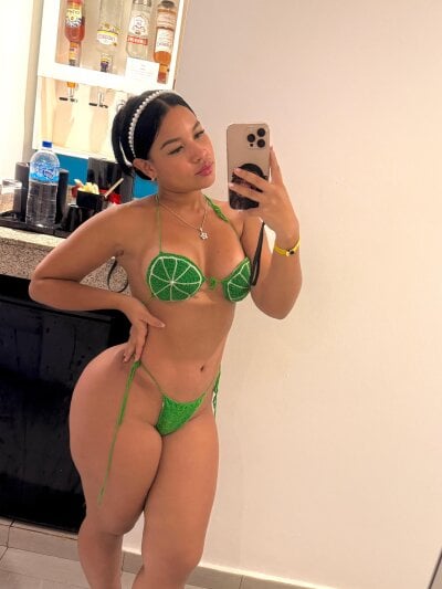 Adriana_crof - fingering young