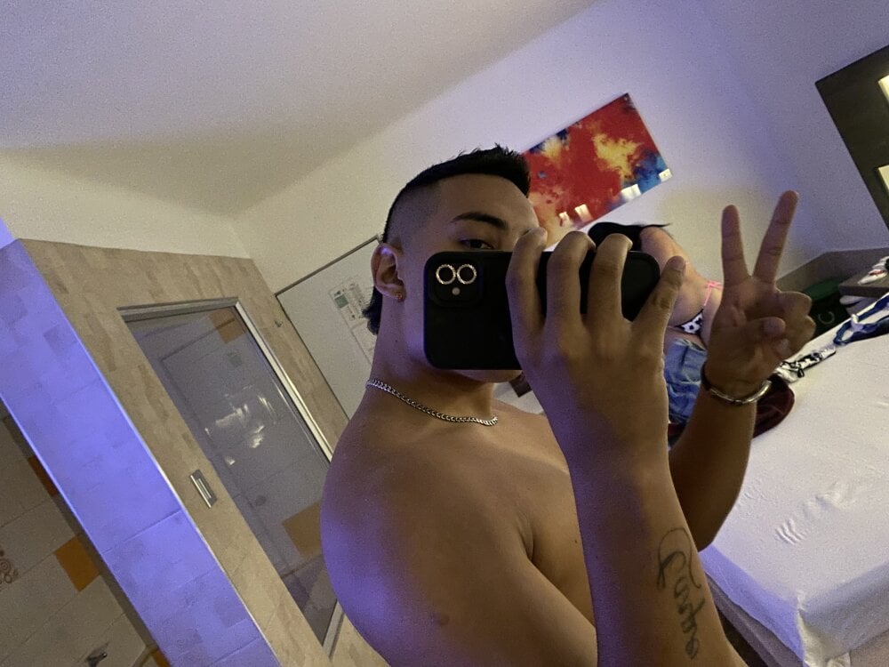 santiyy from stripchat