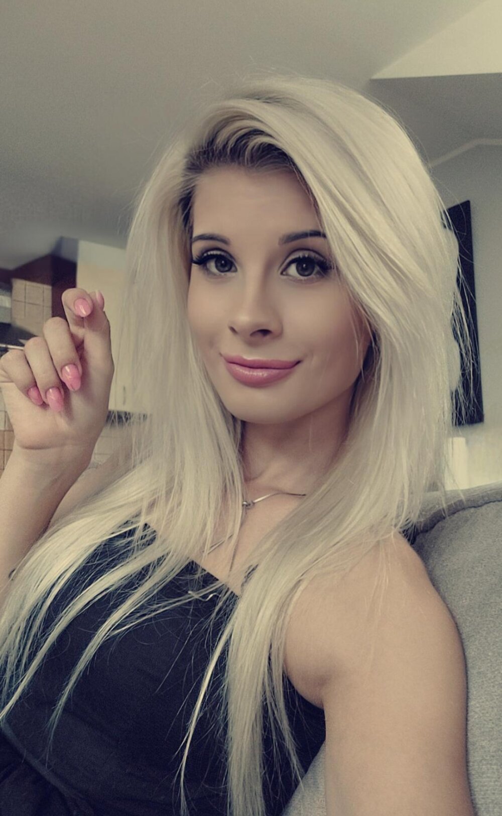 KristineGlow profile