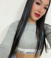 KarinaSexyHot69's webcam live show