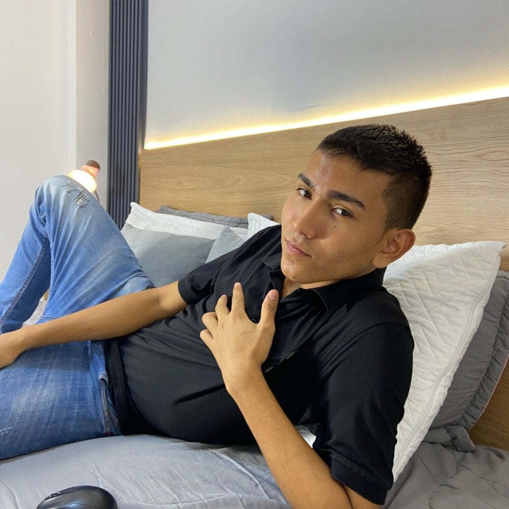 Dereck_30_ profile