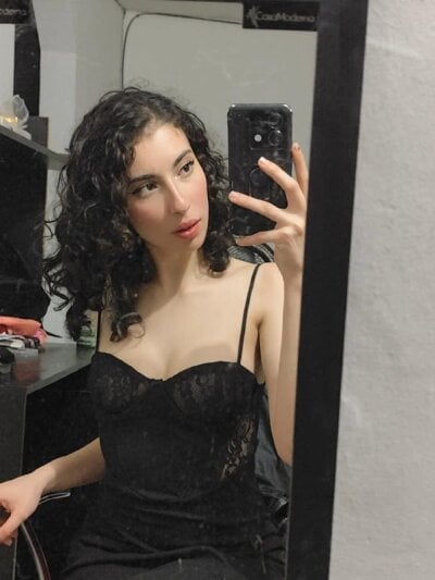 lilah_winter from stripchat