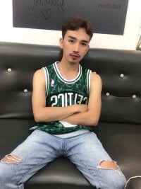 be_more24's webcam live show