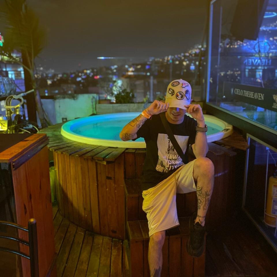 Deymon_420's Offline XXX Chat