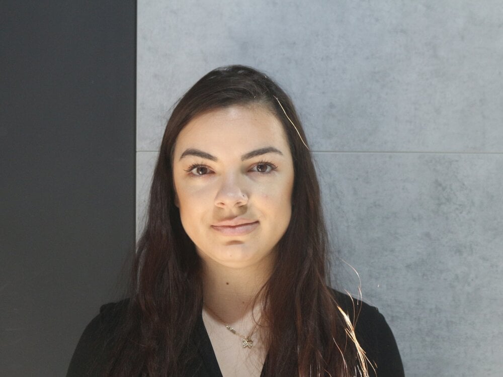 Hon3yLips' Offline XXX Chat