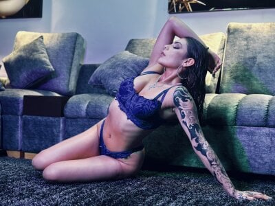 CHERRYY_BOMB_ - Stripchat Girl 