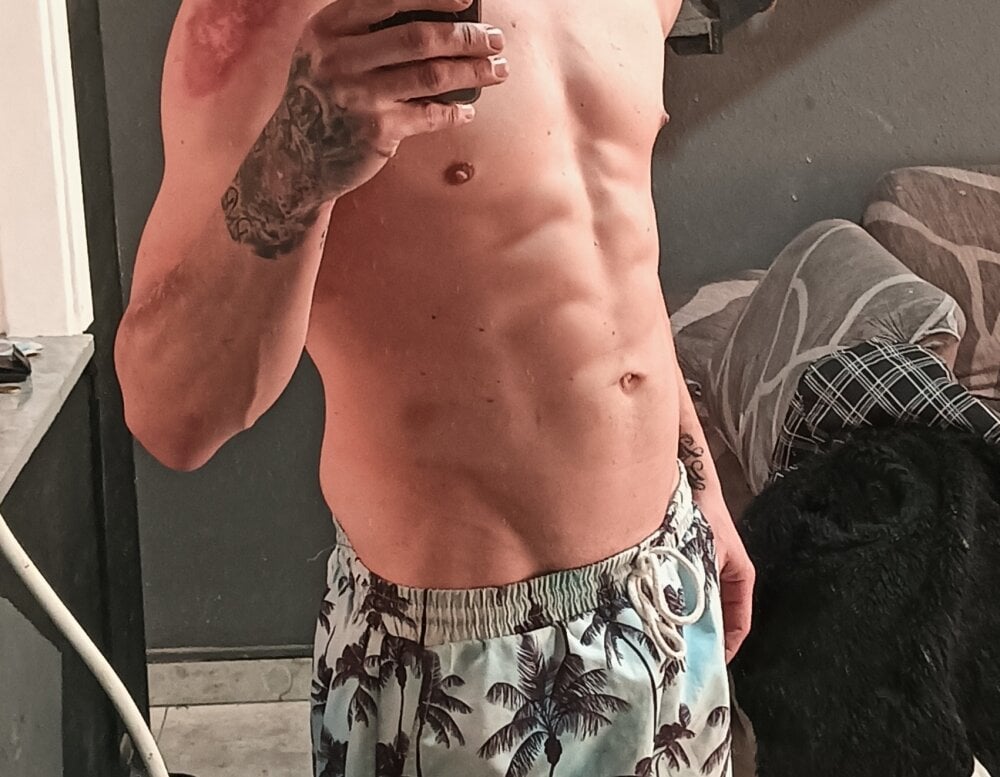 obediente23's Offline XXX Chat