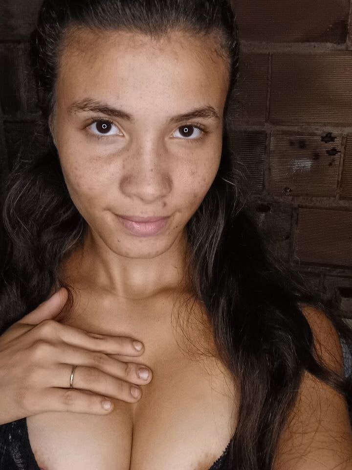 AlanaHot2024 🔈 free live chat