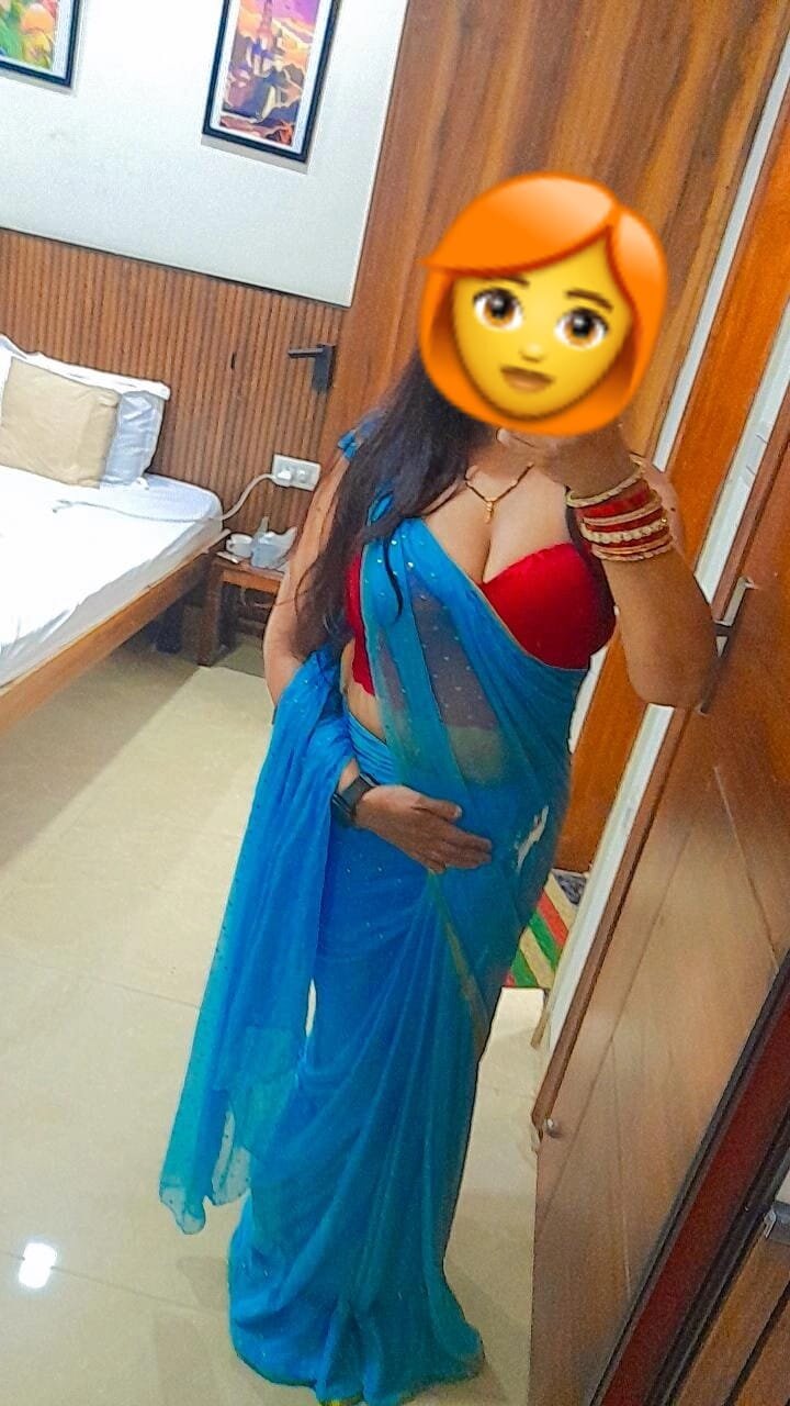 Wild_indian_pooja_bhabhi