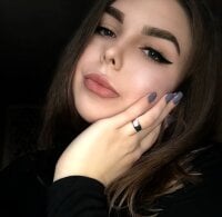 SandraMisty's Offline Chat Room