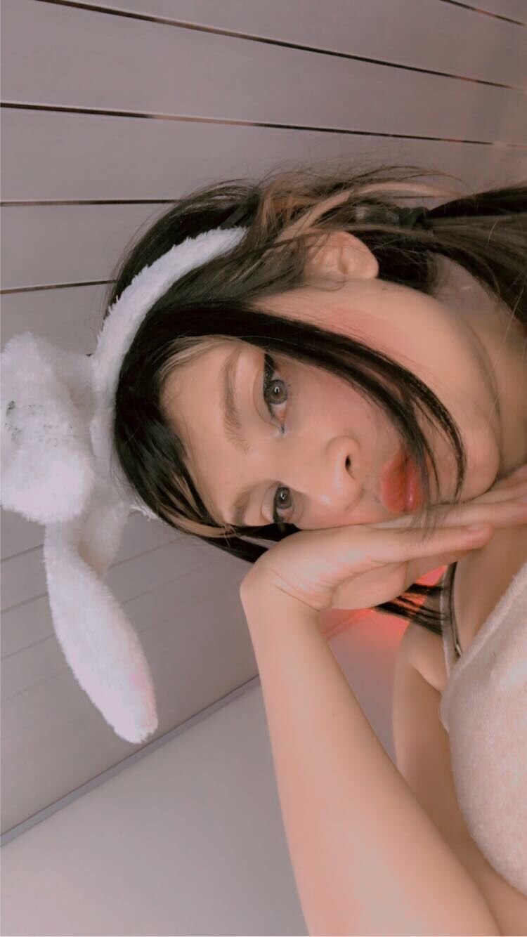 mary__sky