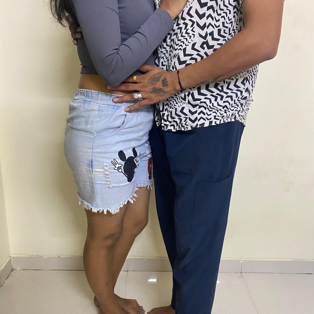 HASEEN_COUPLE's Offline XXX Chat