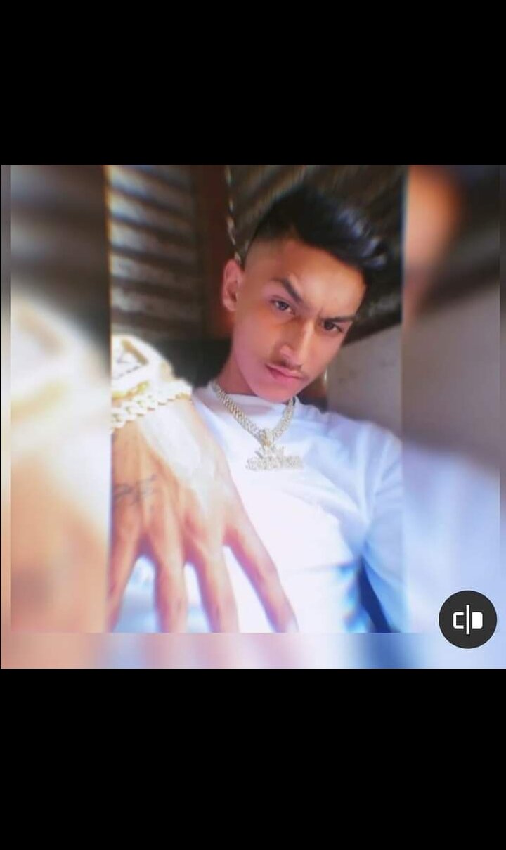 young_punisher17's Offline XXX Chat