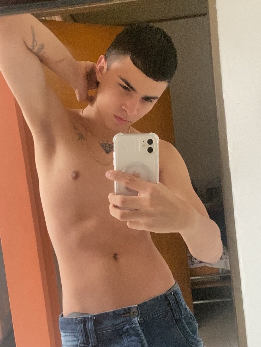 corey_tylerr profile