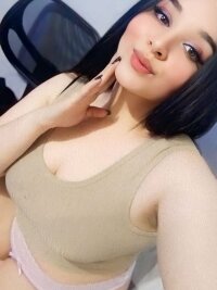alicefoxxcs Chat Room offline