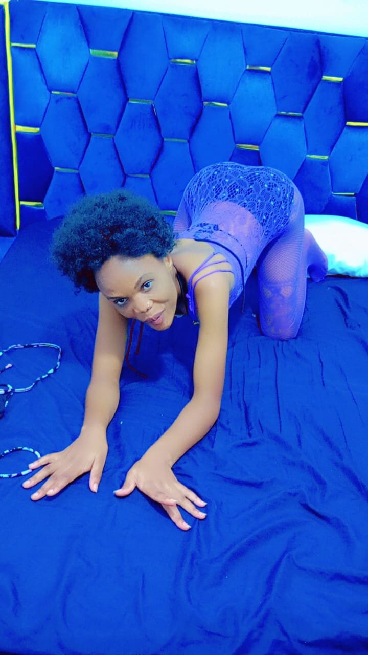 Black_wetsnow