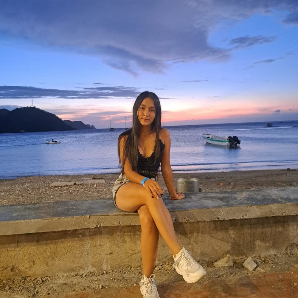 Nathaly_rosess_ profile