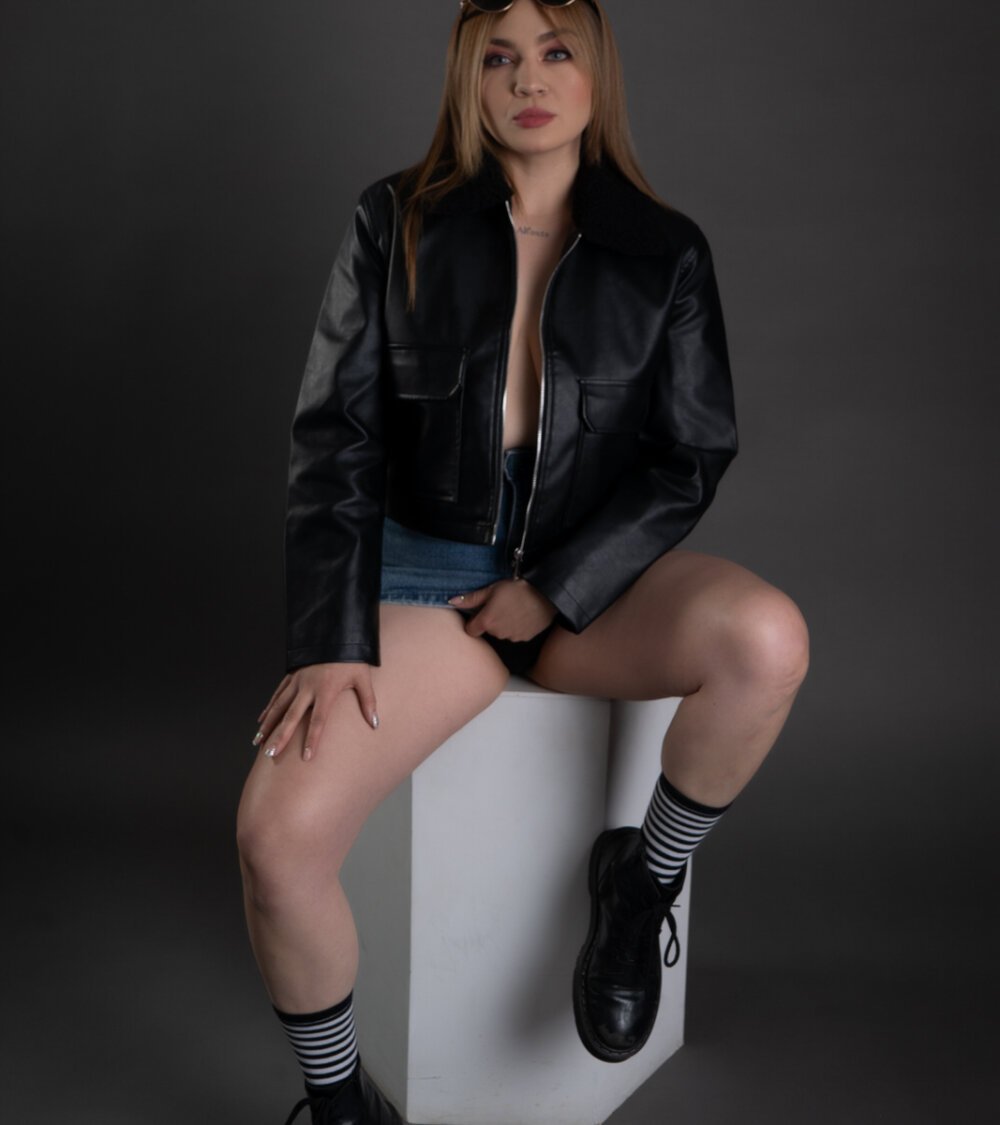 KataHot_ profile