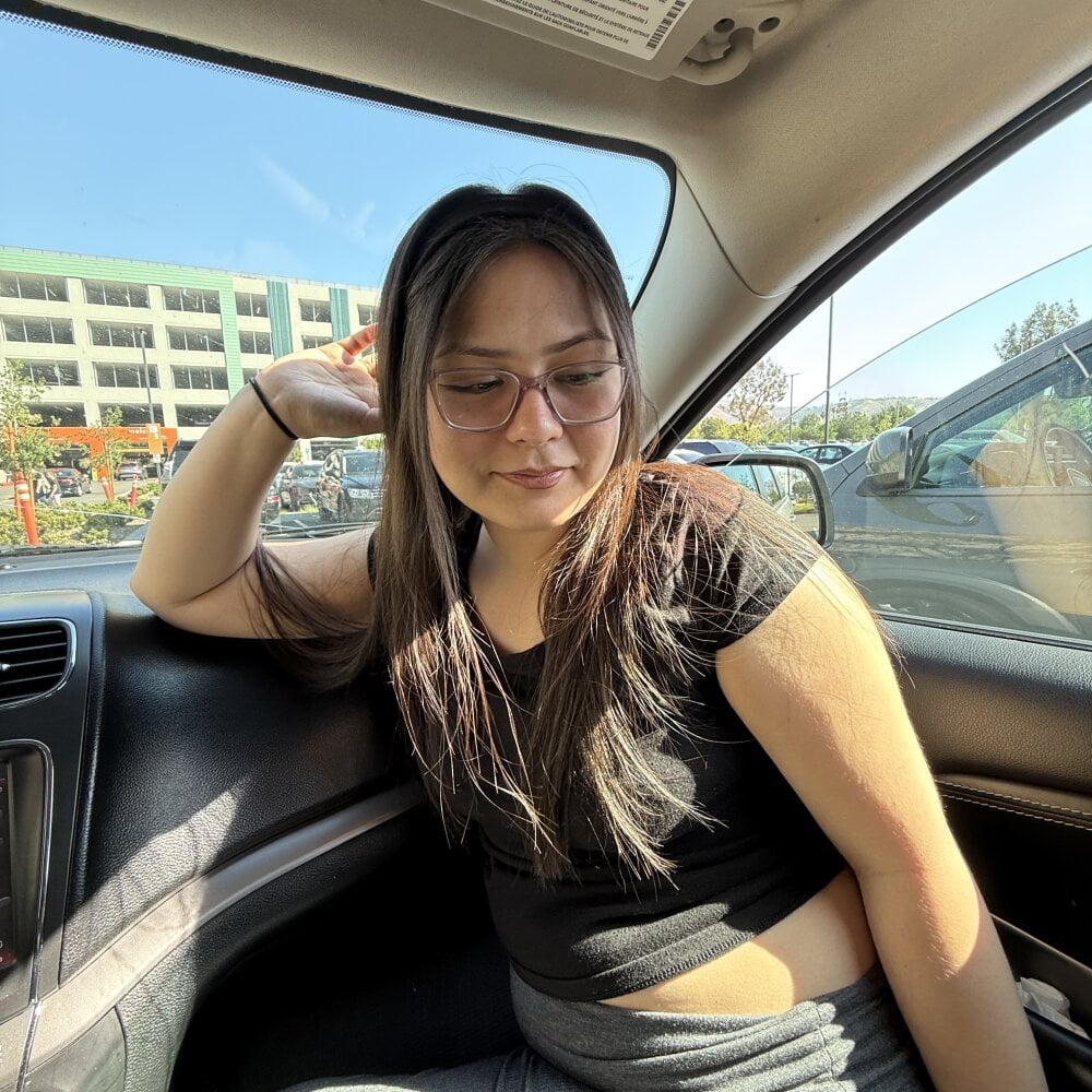 jadesquirts profile