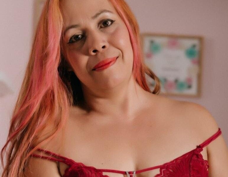 Samantha_milf_40 profile
