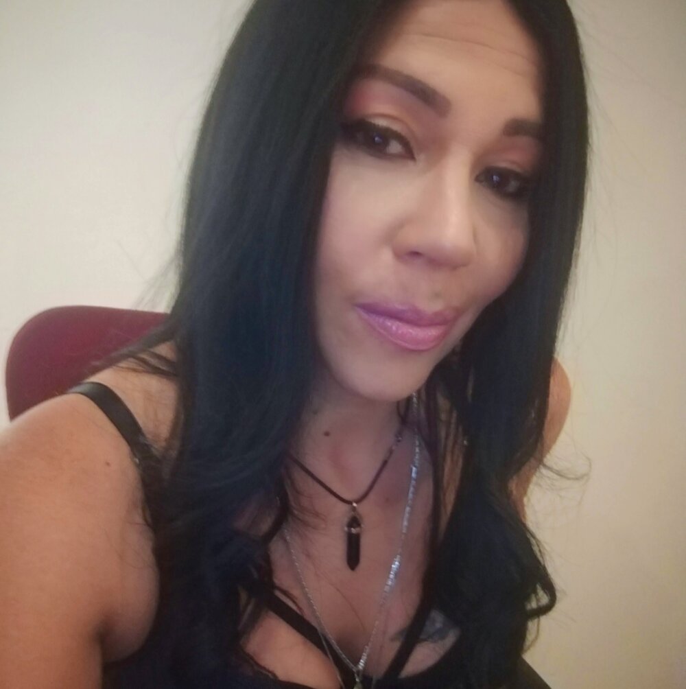 Mia_Fucsia profile