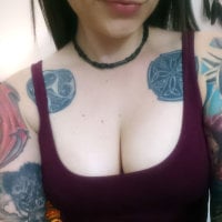 VickiElectra's Offline Chat Room
