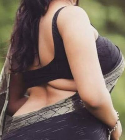 Riya-Sharma101 on StripChat