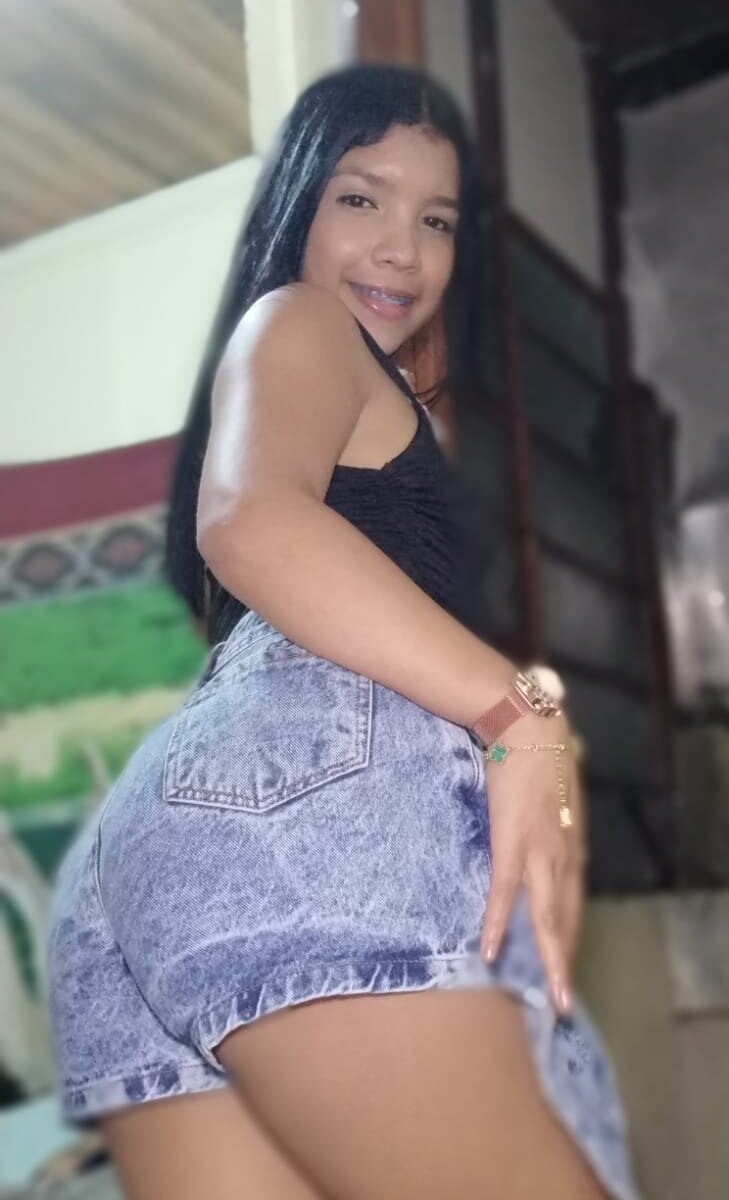 Taylor_Scott1_n Offline XXX chat