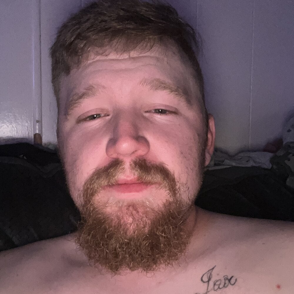 curiousbiguy420 from stripchat