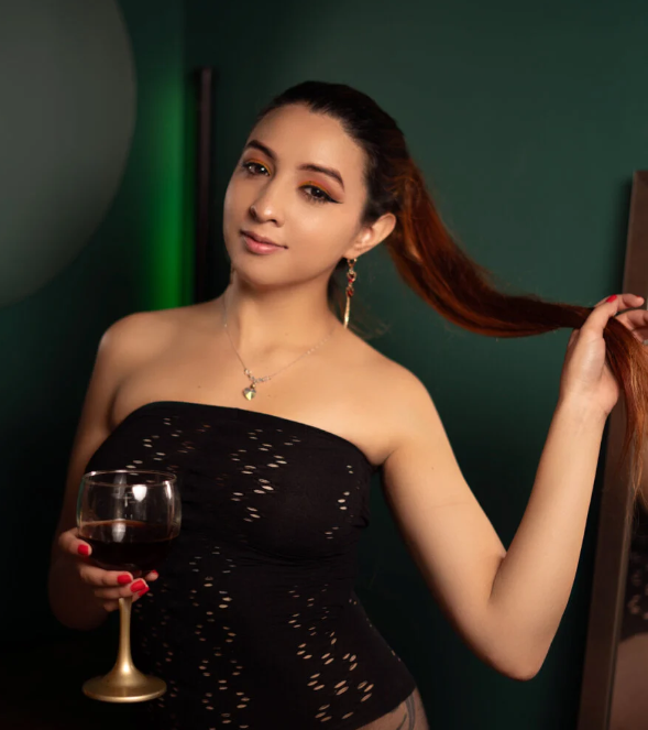 emily_ox0's Offline XXX Chat