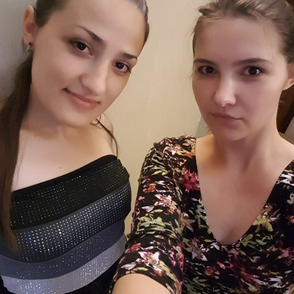 Devils-Girls Free Live Webcam Show & XXX Chat xHamsterLive