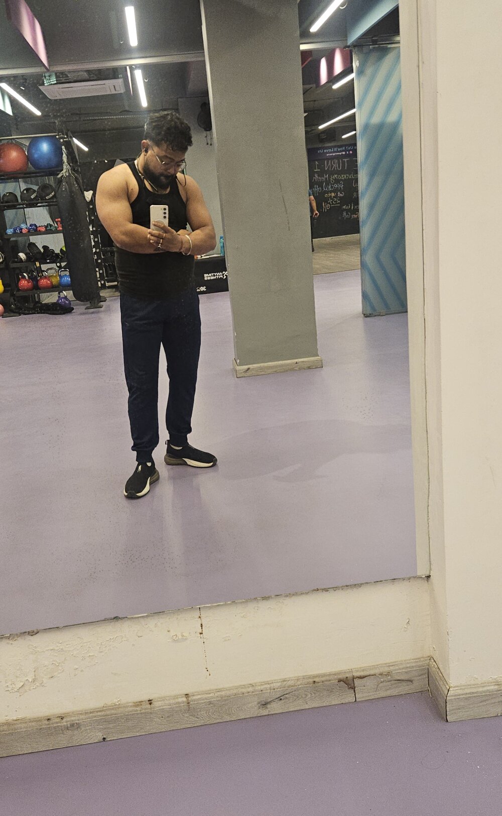 avipush's Offline XXX Chat