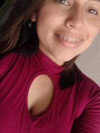 dalila_santana's Offline Chat Room