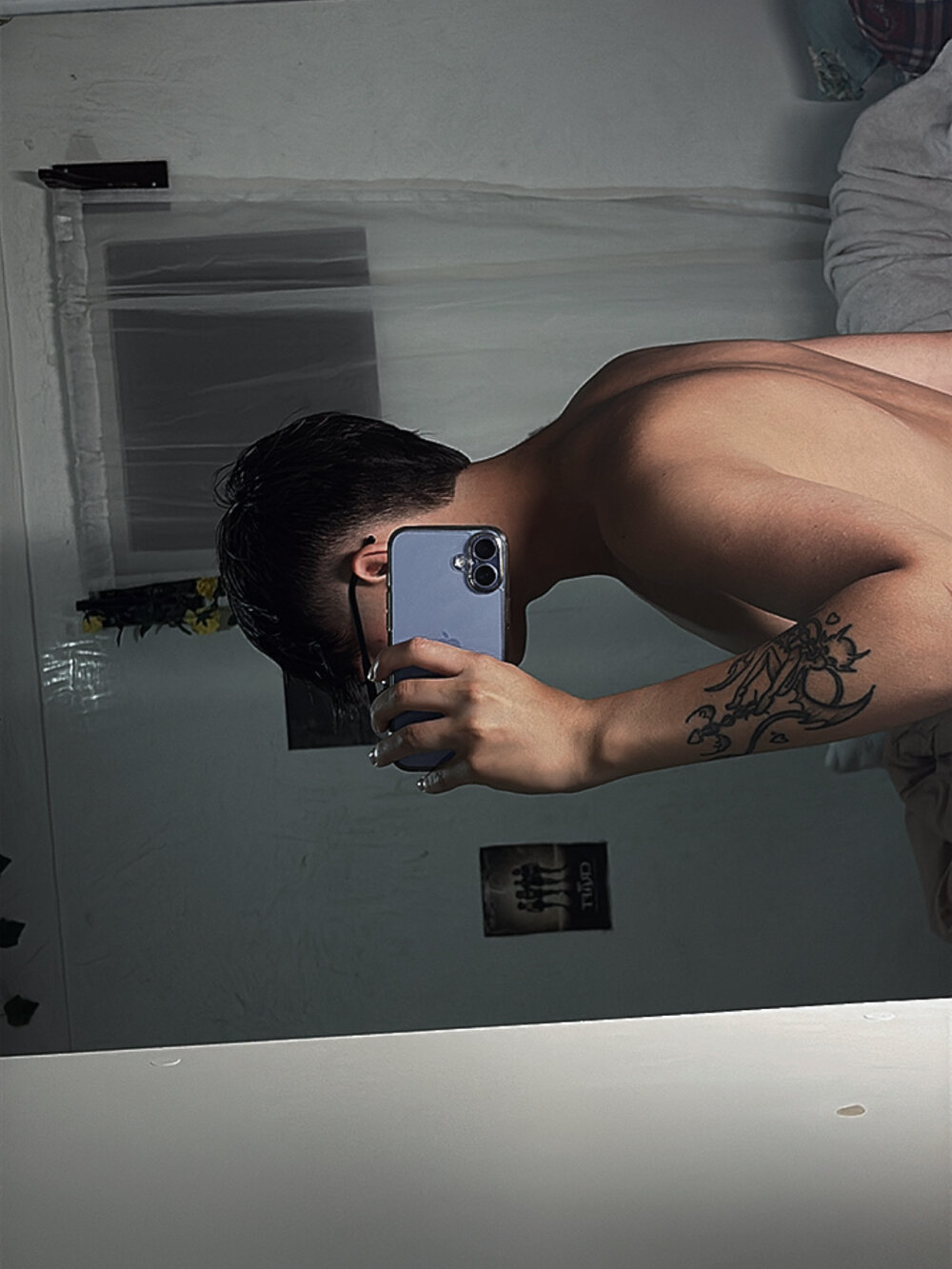 feeel333's Offline XXX Chat