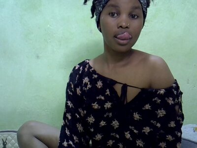 pretty-ebbony 🔦 nude cam chat