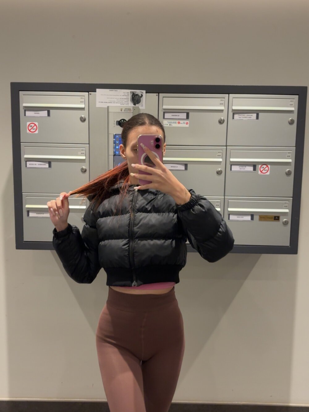 DeliaSEXY18 Offline XXX-Chat