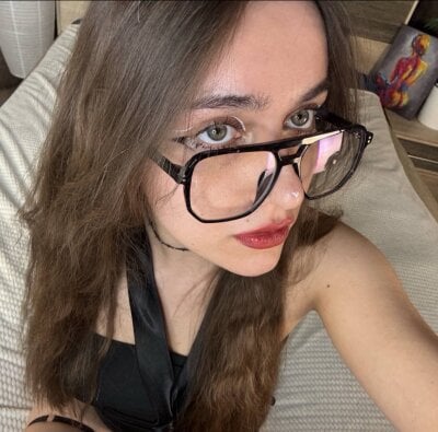 Hexy_Sage Female Yogateens Live Webcam Striptease