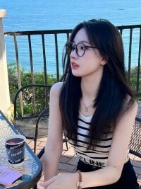 Bee-bgolden's webcam live show