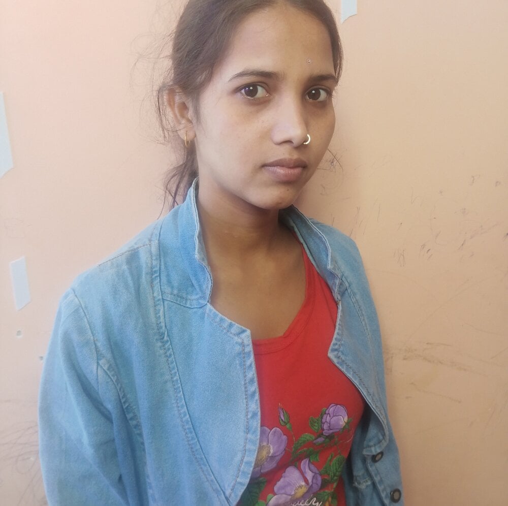 watchgirlcam.com shivani-kumari21 livesex profile in at cams