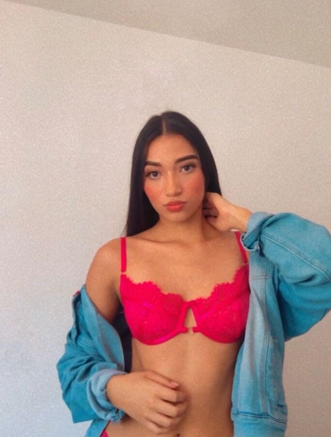 stripchat barbara_noa webcam profile pic via livesex.fan