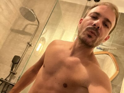 Adventurehotman - Stripchat Cam2cam Doggystyle Masturbation Boy 