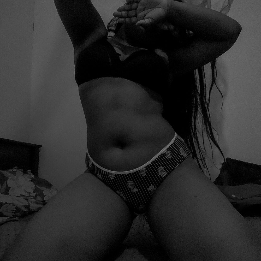 show2cam.com darkgirl23 livesex profile in asian cams