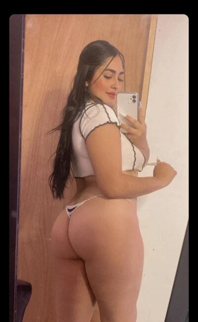 Charlotte_cutee18 Couple Bigtits Naked Webcam