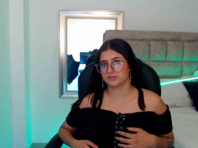 NaughtyAnnie private show