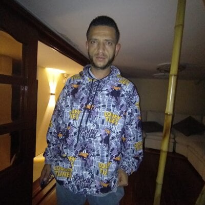 xanderwillis from stripchat