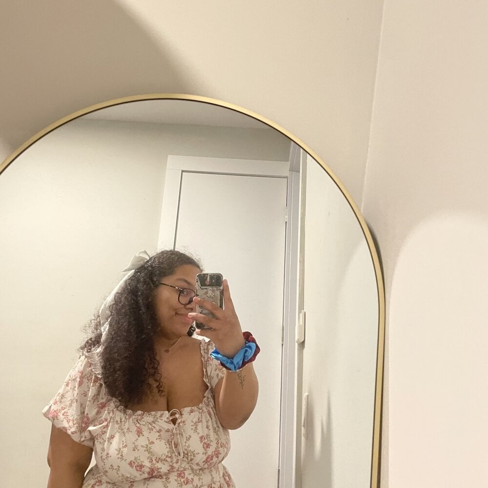 ariadxxx profile