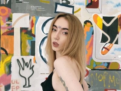 Lunar_Cute_ - Stripchat Girl 